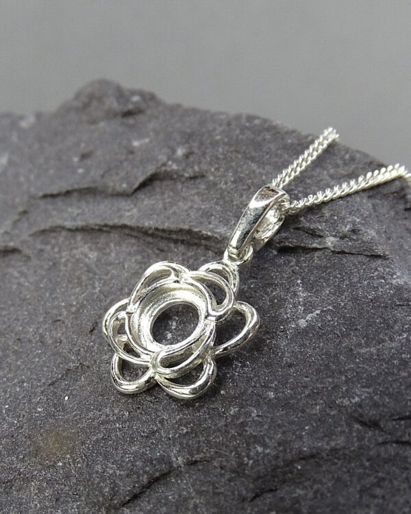 Fancy Silver Pendant - Image 3